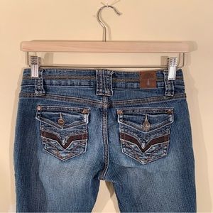 Urban Heritage Size 3 Low Rise Bootcut Flare Jeans With Embroidered Back Pockets